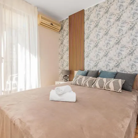 Royal Bay - Apartment *