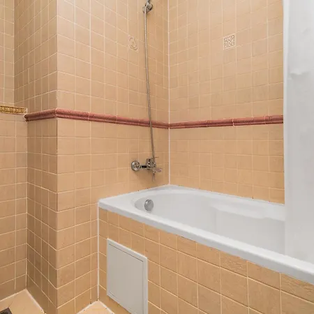 Royal Bay - Apartment