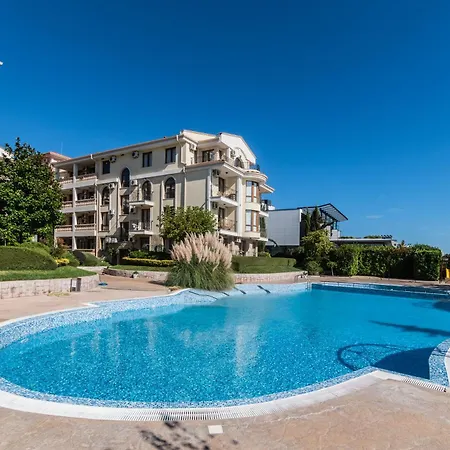 Royal Bay - * Sveti Vlas