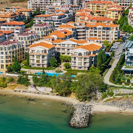 Royal Bay - Apartment