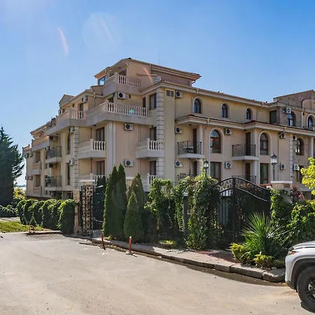 Royal Bay - * 圣弗拉斯