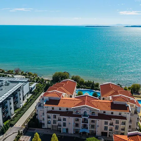 Apartment Royal Bay -