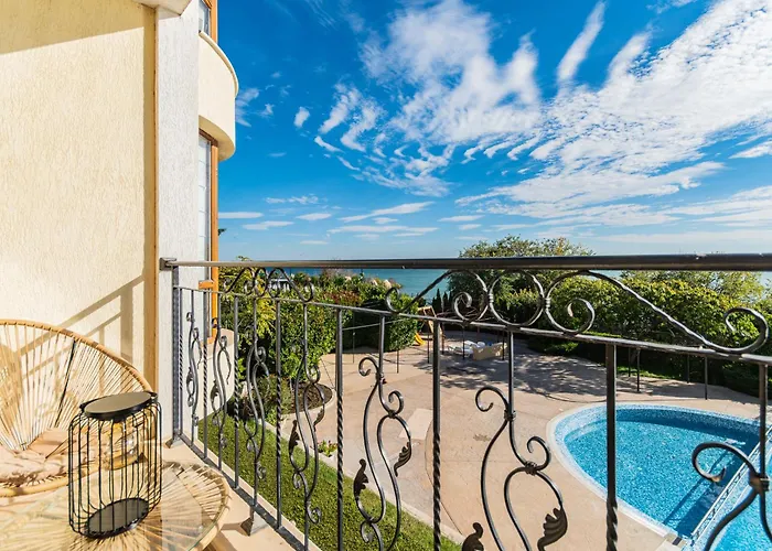 Royal Bay - * Sveti Vlas